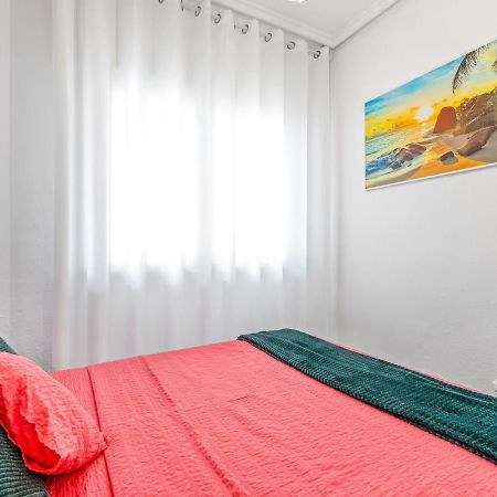 Apartamento Estefany A 100 M De Playa Torrevieja Eksteriør bilde