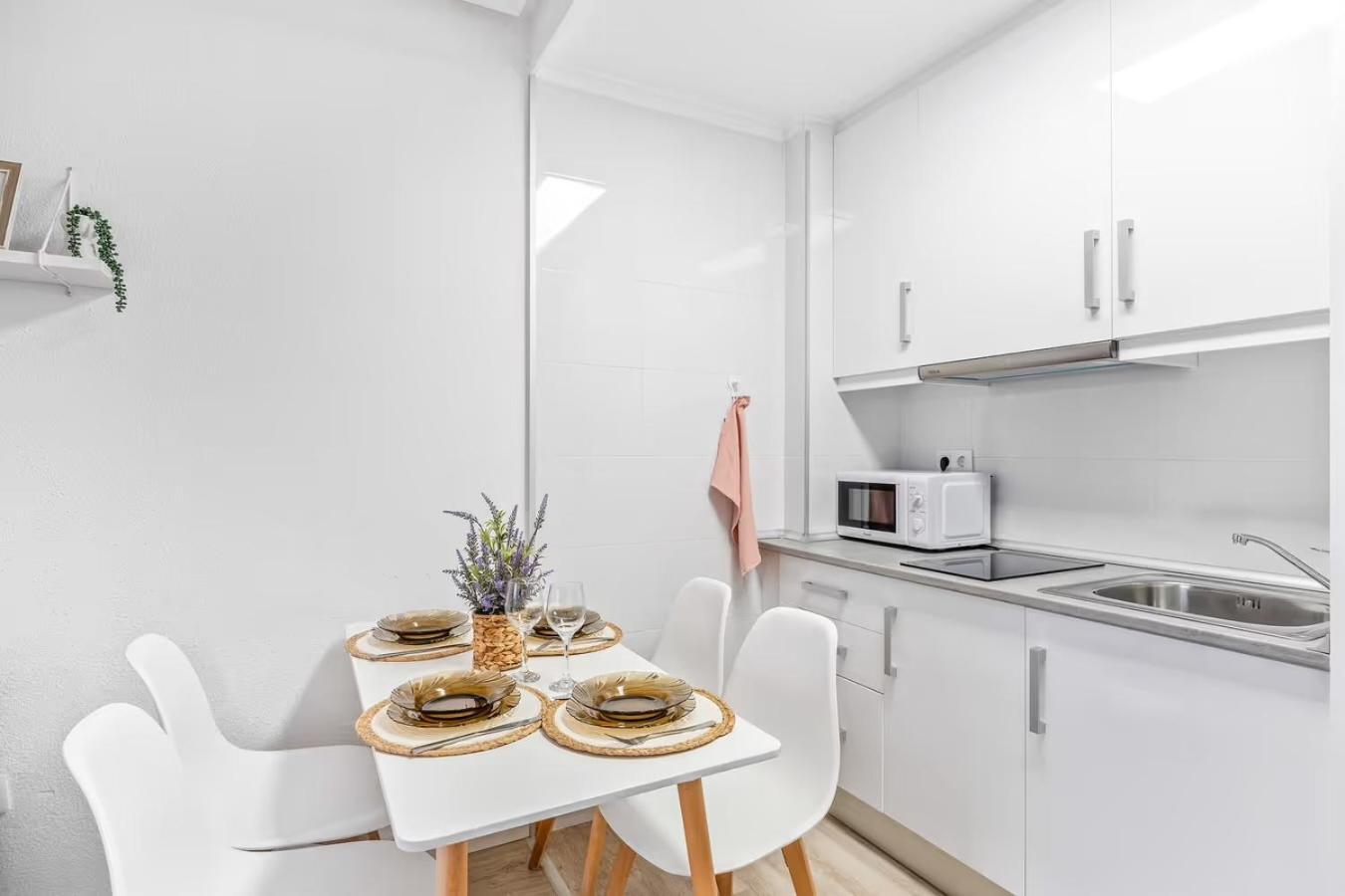 Apartamento Estefany A 100 M De Playa Torrevieja Eksteriør bilde